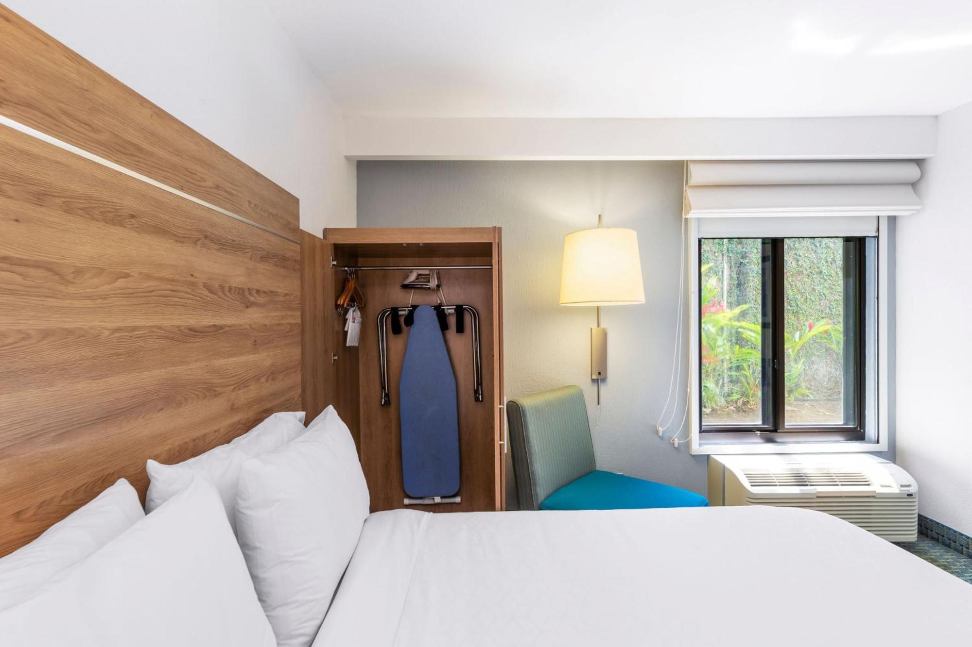 Hotel Express San Jose Costa Rica Airport By Ihg