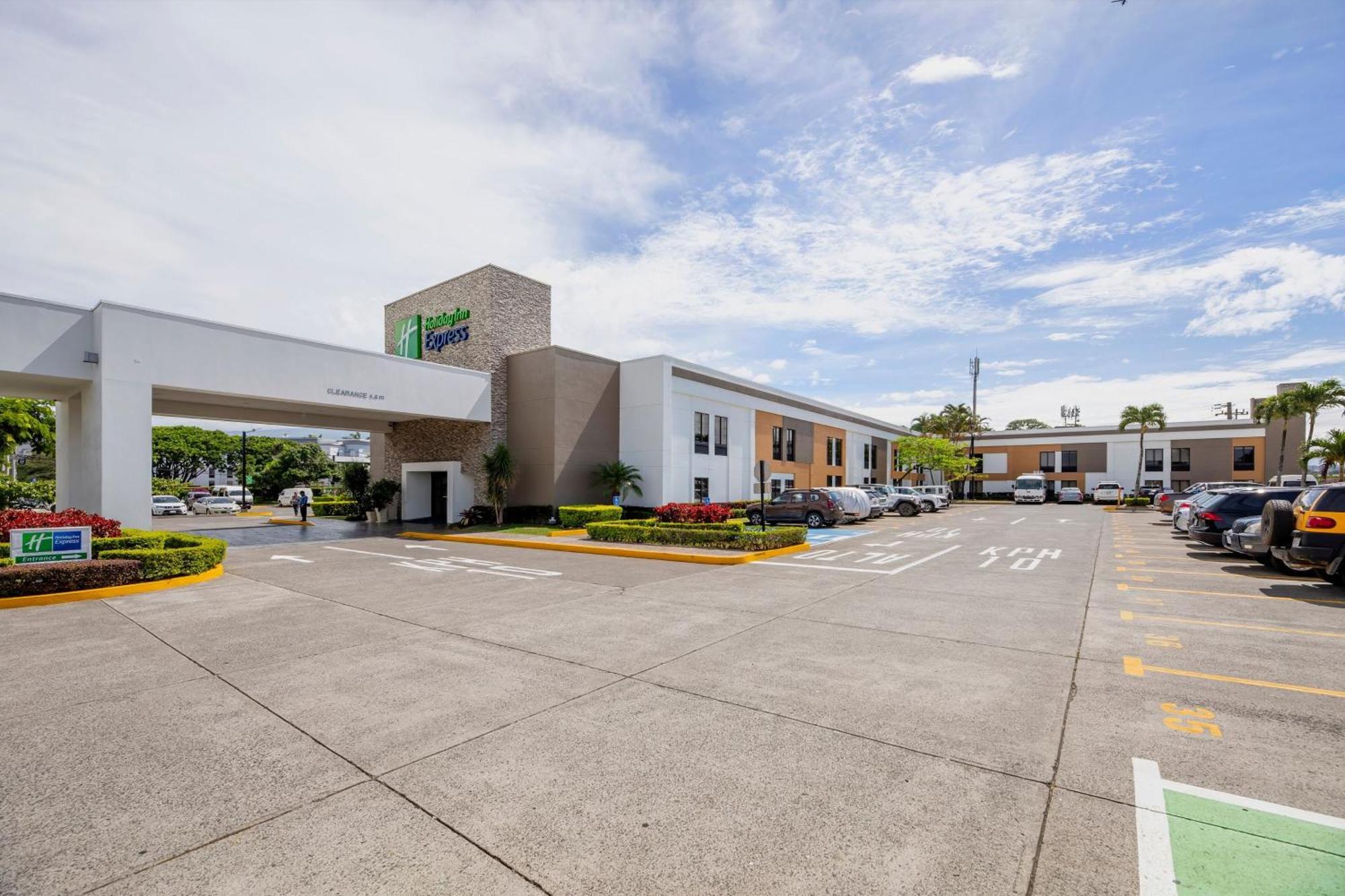 Express San Jose Costa Rica Airport By Ihg Hotel Rio Segundo