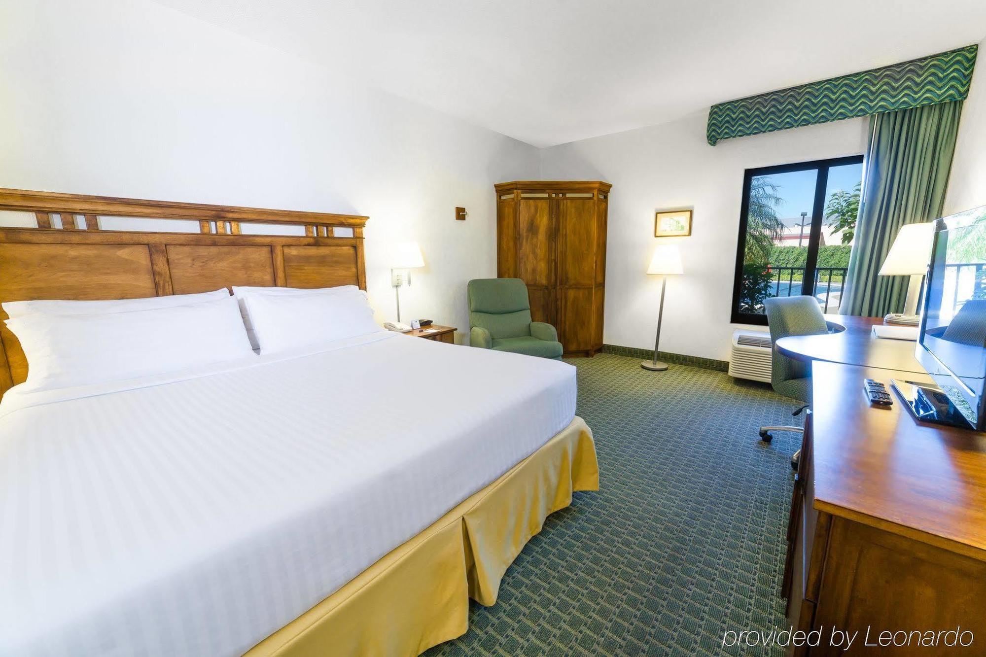 Express San Jose Costa Rica Airport By Ihg Hotel